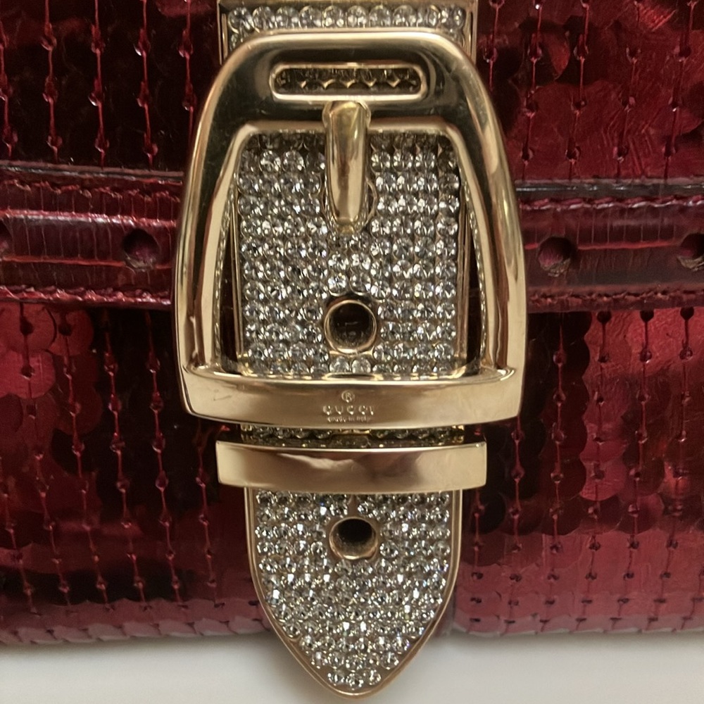 GUCCI